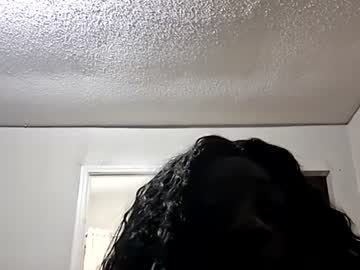 69hersheycisses May 06, 2025 Chaturbate stream image