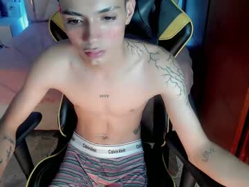 Kris_Cuervo May 06, 2025 Chaturbate stream image