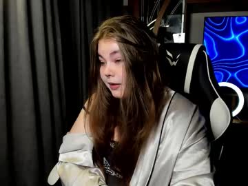 Charmingceleste May 07, 2025 Chaturbate stream image