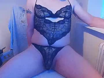 1103giga May 07, 2025 Chaturbate stream image