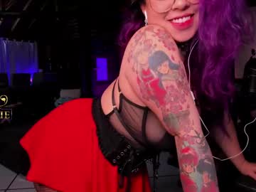 Maggie_Queen May 07, 2025 Chaturbate stream image