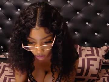 Amazoniandelight2025 May 07, 2025 Chaturbate stream image