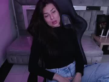 Gryisell_V May 07, 2025 Chaturbate stream image