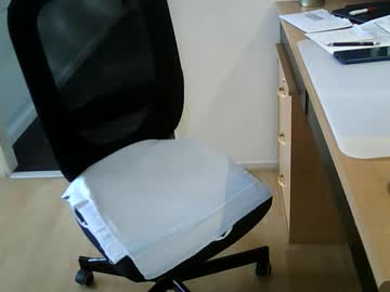 Xmoset May 07, 2025 Chaturbate stream image