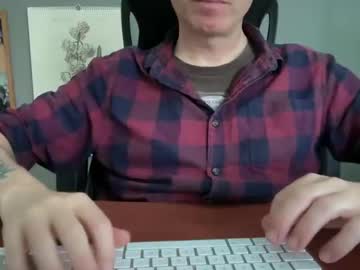 Moonriver2511 May 07, 2025 Chaturbate stream image
