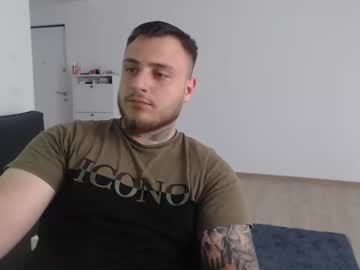 Ruslovee May 07, 2025 Chaturbate stream image