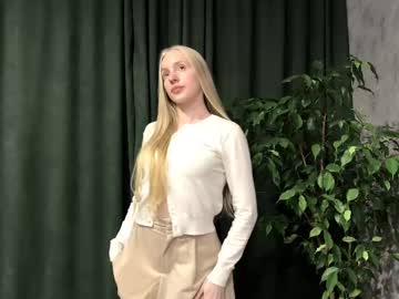 Uriyani May 07, 2025 Chaturbate stream image