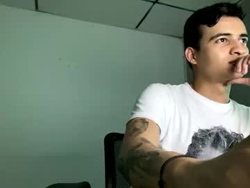 Jayden_Targaryen May 07, 2025 Chaturbate stream image