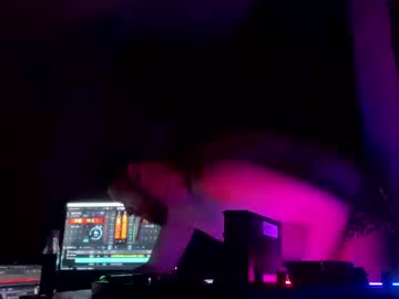 Guyst049 May 07, 2025 Chaturbate stream image