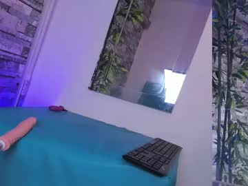 Thaileen May 08, 2025 Chaturbate stream image