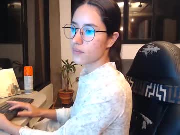 Alejandra_Viillegas May 08, 2025 Chaturbate stream image