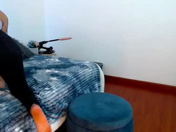 Isa_Glowqs May 08, 2025 Chaturbate stream image
