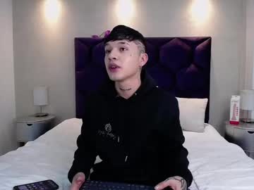 Walton_Gleb May 08, 2025 Chaturbate stream image