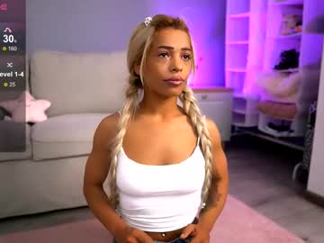 Sarahraynex May 08, 2025 Chaturbate stream image