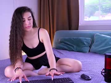 Barbaralong May 08, 2025 Chaturbate stream image