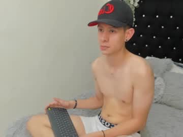 Ashton_Craig May 08, 2025 Chaturbate stream image