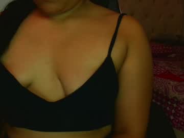 Amaranta_Gomezz May 08, 2025 Chaturbate stream image