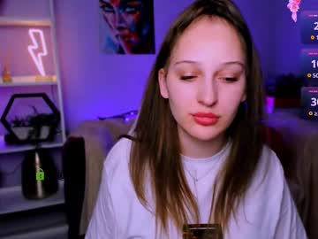 Alaria_Kitti May 08, 2025 Chaturbate stream image