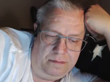 Para3214 May 08, 2025 Chaturbate stream image