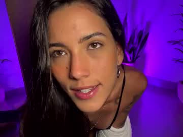 Jullyjuicy May 08, 2025 Chaturbate stream image