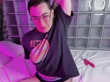 Tyler_Bergg May 09, 2025 Chaturbate stream image