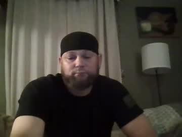 Layinlow42 May 09, 2025 Chaturbate stream image