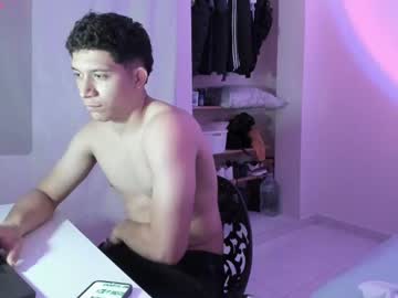 2bodies_J May 09, 2025 Chaturbate stream image