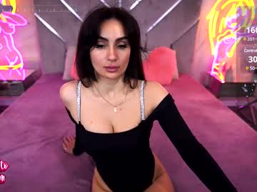 Nicolnightt May 09, 2025 Chaturbate stream image