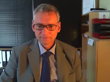 Wetsuitedman May 09, 2025 Chaturbate stream image