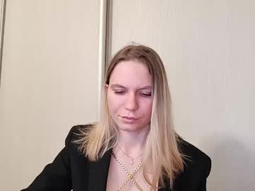 Pearlhanna May 09, 2025 Chaturbate stream image