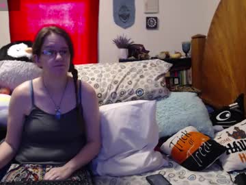 Alexisandtherest May 09, 2025 Chaturbate stream image