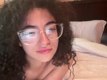Lulakula18 May 09, 2025 Chaturbate stream image
