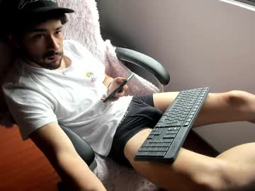 Timgreen420 May 09, 2025 Chaturbate stream image