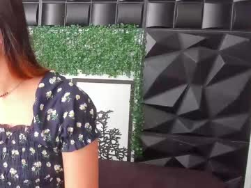 Crystal_Stonne May 09, 2025 Chaturbate stream image