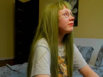 Meganhemsley May 09, 2025 Chaturbate stream image