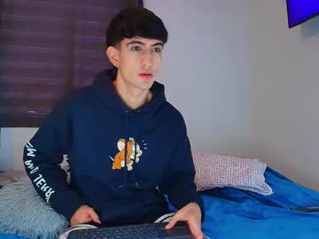 Alan_Eiden May 09, 2025 Chaturbate stream image