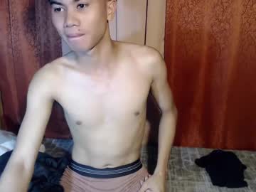 Bry_Cumxx May 09, 2025 Chaturbate stream image