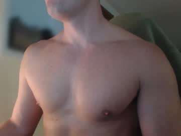 Idosis May 10, 2025 Chaturbate stream image