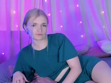 Annyhandd May 10, 2025 Chaturbate stream image