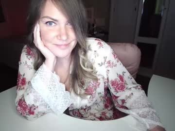 Katira13 May 10, 2025 Chaturbate stream image