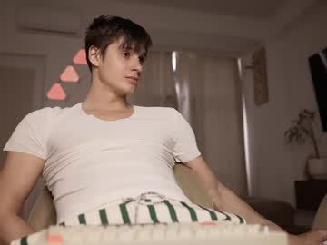 Dave_Maxwell May 11, 2025 Chaturbate stream image