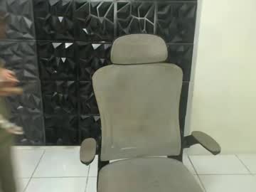 Sassyx_April May 11, 2025 Chaturbate stream image