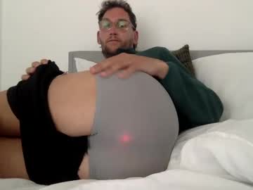 Ukharry26 May 11, 2025 Chaturbate stream image