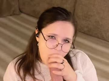Romilda_ May 11, 2025 Chaturbate stream image