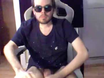 Madmike_92 May 11, 2025 Chaturbate stream image