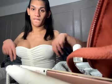 Barbie_Scarlet01 May 12, 2025 Chaturbate stream image