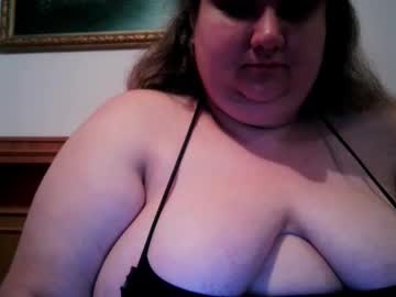 Nicholle stream photo from May 12, 2025