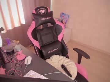 Avgustiiiina May 12, 2025 Chaturbate stream image