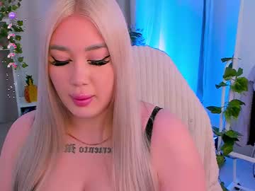 Dustbunnii May 12, 2025 Chaturbate stream image