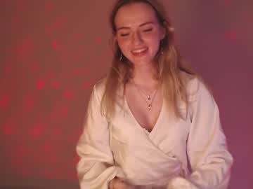 Sweet_Caramelk May 12, 2025 Chaturbate stream image